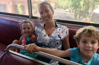transport en bus à l'île Maurice en famille